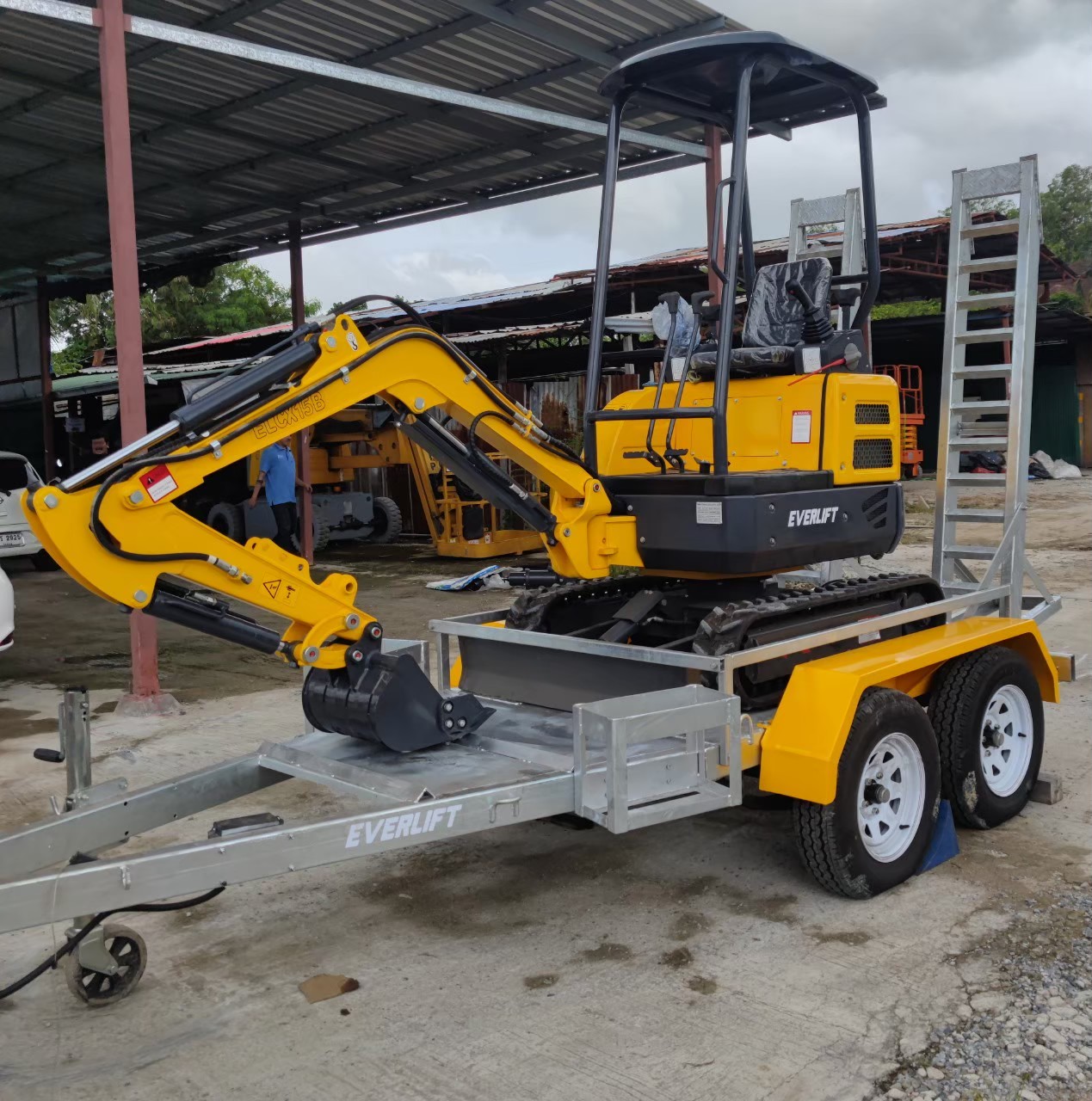 Small excavaator